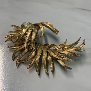 Vintage Gold Brooch 1960s
